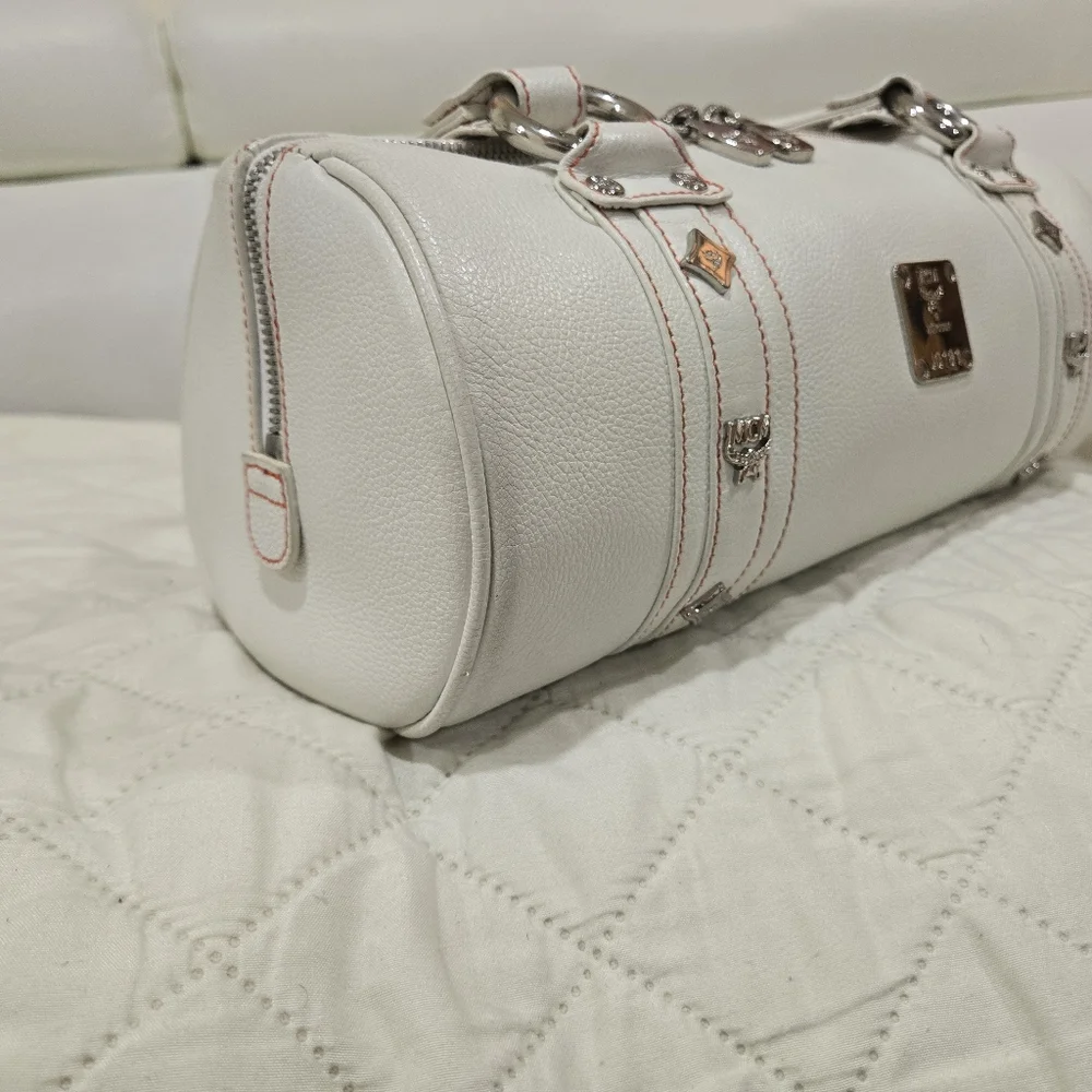 MCM White Leather Women's Barrel Shaped Bag - Picture 3 of 16